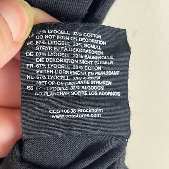 COS black women’s faux leather front scoop neck Tee shirt size XS - Picture 7 of 10